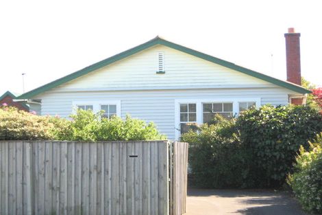 Photo of property in 1/5 Winters Road, Redwood, Christchurch, 8051