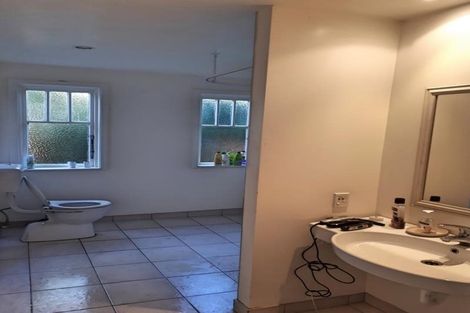 Photo of property in 22 Straven Road, Riccarton, Christchurch, 8011