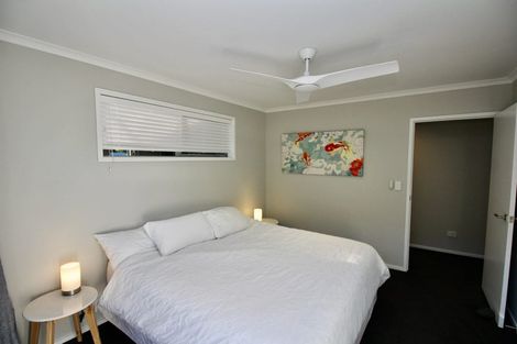 Photo of property in 2 Roseberry Place, Whitianga, 3510