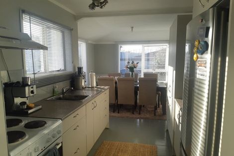 Photo of property in 16 Gloaming Place, Conifer Grove, Takanini, 2112