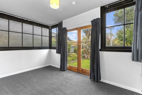 Photo of property in 16 Lincoln Road, Hillmorton, Christchurch, 8024