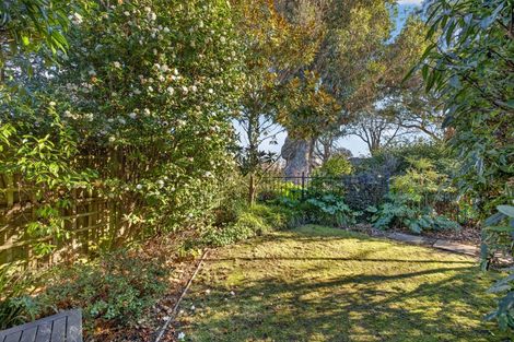 Photo of property in 6 Acorn Close, Waltham, Christchurch, 8023