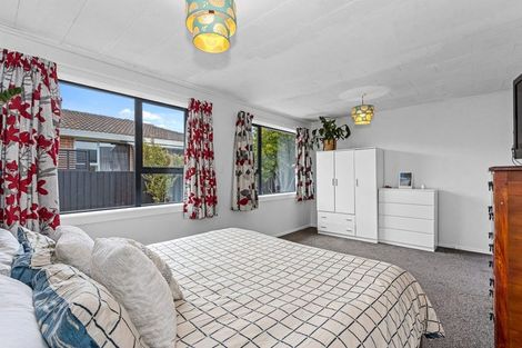 Photo of property in 8 Blake Street, New Brighton, Christchurch, 8061