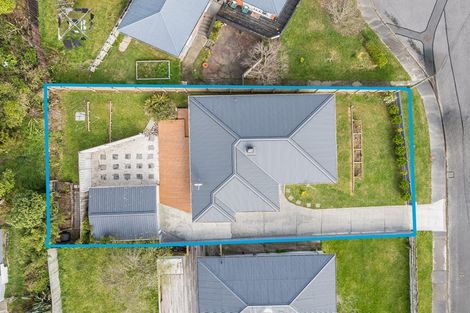 Photo of property in 73 Petrie Street, Wainuiomata, Lower Hutt, 5014