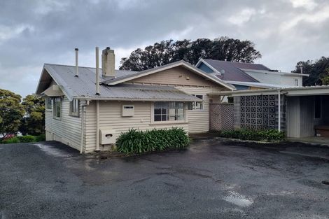 Photo of property in 130 Pendarves Street, New Plymouth, 4312