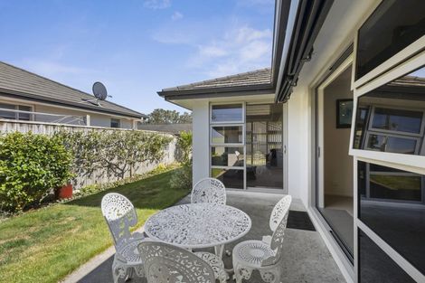 Photo of property in 4 Sawyers Way, New Plymouth, 4310