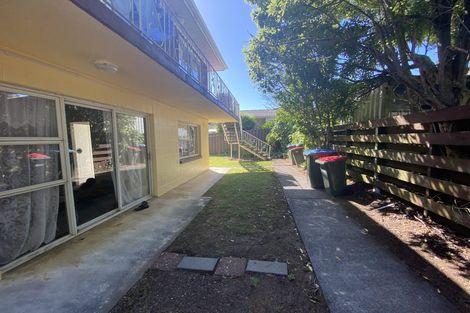 Photo of property in 2/1 Preston Avenue, Mount Albert, Auckland, 1025
