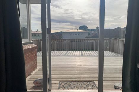 Photo of property in 28 Burgess Street, Green Island, Dunedin, 9018