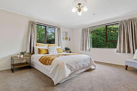 Photo of property in 31 Laing Crescent, Heathcote Valley, Christchurch, 8022