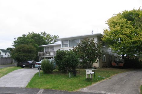Photo of property in 47 Evelyn Place, Hillcrest, Auckland, 0627