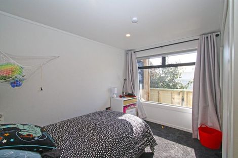 Photo of property in 86 Cutfield Road, New Plymouth, 4310