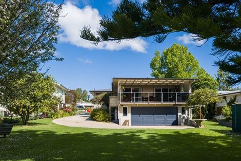 Photo of property in 28 Marian Drive, Inner Kaiti, Gisborne, 4010