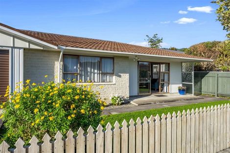 Photo of property in 1 Koromiko Road, Waikanae, 5036