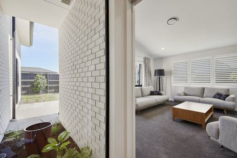 Photo of property in 17 Saint James Place, Rangiora, 7400