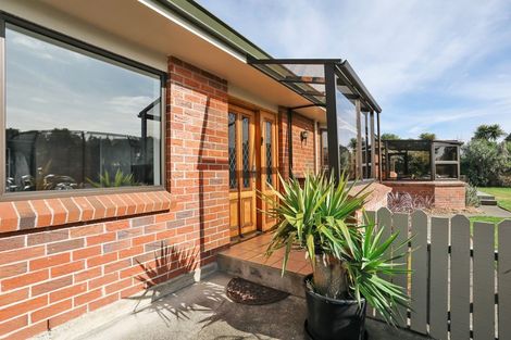 Photo of property in 10 Tui Place, Otatara, Invercargill, 9879