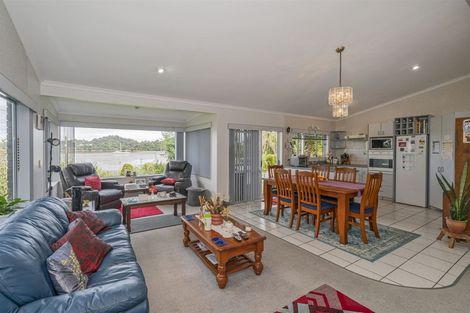 Photo of property in 1990 Long Bay Road, Coromandel, 3581