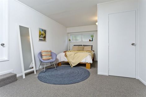 Photo of property in 3/100 Aberdeen Road, Campbells Bay, Auckland, 0620