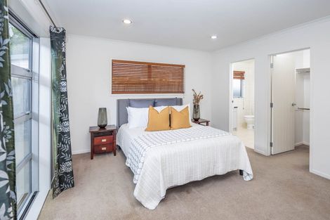 Photo of property in 33 Chadwick Place, Rototuna North, Hamilton, 3210