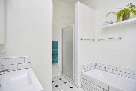 Photo of property in 11 Locarno Street, Opawa, Christchurch, 8023