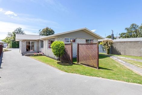 Photo of property in 65 Johns Road, Rangiora, 7400