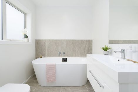 Photo of property in 1 Pine Hill Rise, Glenside, Wellington, 6037