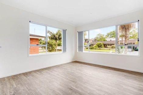 Photo of property in 1/1 Takapu Street, Henderson, Auckland, 0612