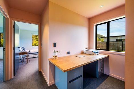 Photo of property in 7 Francis Lane, Lake Hawea, Wanaka, 9382