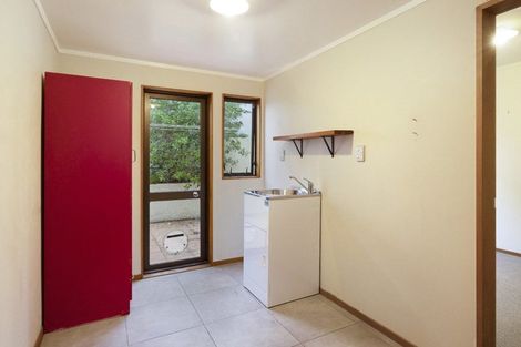 Photo of property in 16 Trevor Terrace, Paremata, Porirua, 5024