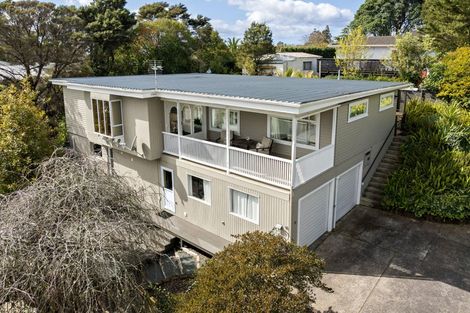 Photo of property in 15 Taioma Crescent, Te Atatu Peninsula, Auckland, 0610