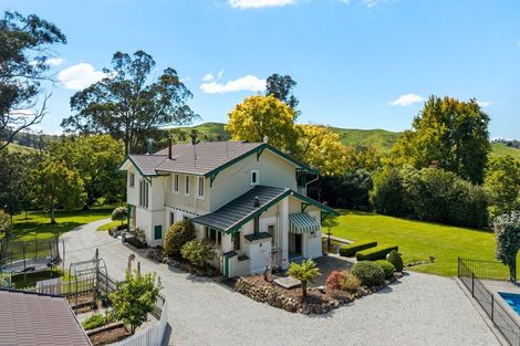 Photo of property in 1909 Tiniroto Road, Waerengaokuri, Manutuke, 4072