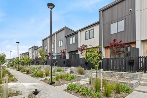 Photo of property in 3/476 West Coast Road, Glen Eden, Auckland, 0602