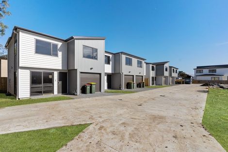 Photo of property in 8e Kent Road, Manurewa, Auckland, 2102