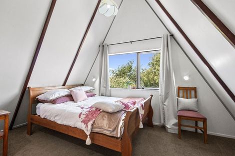 Photo of property in 6a Hurst Place, Parklands, Christchurch, 8083