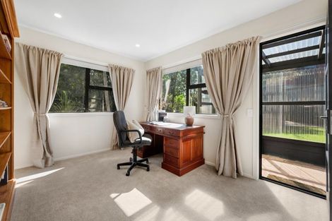 Photo of property in 32c Devon Road, Bucklands Beach, Auckland, 2012