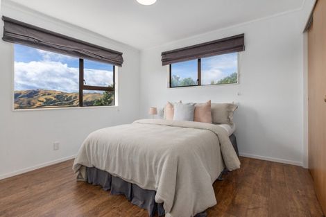 Photo of property in 12 Tremaine Place, Camborne, Porirua, 5026