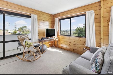 Photo of property in 219 Mahurangi East Road, Snells Beach, 0920