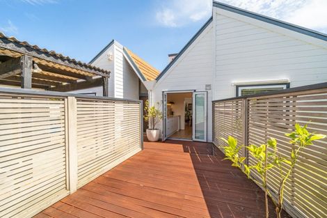 Photo of property in 21 The Quarterdeck, Whitby, Porirua, 5024