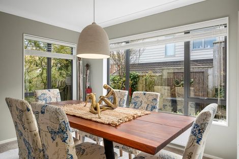 Photo of property in 27 Mauldeth Terrace, Churton Park, Wellington, 6037