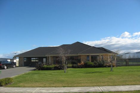 Photo of property in 13 William Donald Drive, Solway, Masterton, 5810