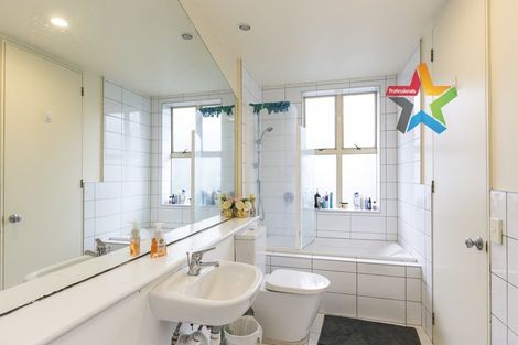 Photo of property in Sirocco Apartments, 802/8 Church Street, Wellington Central, Wellington, 6011