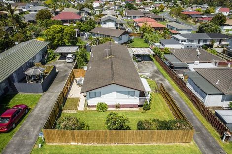 Photo of property in 1/539 Pakuranga Road, Howick, Auckland, 2010