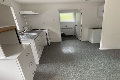 Photo of property in 6a Channel View Road, Campbells Bay, Auckland, 0630