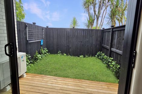 Photo of property in 7/7 Cindy Place, Pakuranga, Auckland, 2010