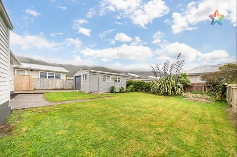 Photo of property in 37 Russell Road, Wainuiomata, Lower Hutt, 5014