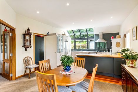 Photo of property in 72 Heretaunga Square, Silverstream, Upper Hutt, 5019