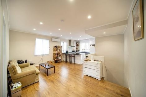 Photo of property in 26 King Edward Avenue, Papakura, 2110