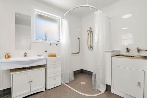 Photo of property in 21 Elliott Crescent, Owhata, Rotorua, 3010