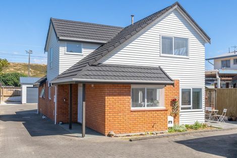 Photo of property in 33c Mana Esplanade, Paremata, Porirua, 5026