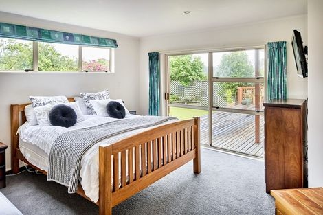 Photo of property in 3 Musket Lane, Whitby, Porirua, 5024