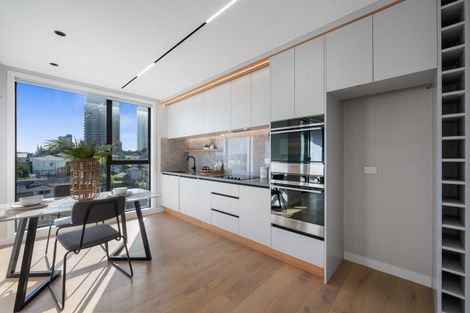 Photo of property in 10/12 Burns Avenue, Takapuna, Auckland, 0622